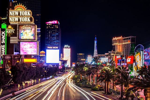 Avia Fly 2: Vrhunska Aero Igra za Vešče Uporabnike